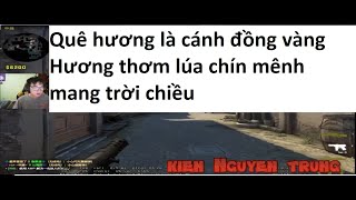 Trên đường đi, em háo hức và mong chờ