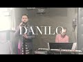 DANILO sings 