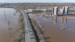 Оренбург уходит под воду. Тысячи домов затоплено, паводок подбирается к многоквартирным домам