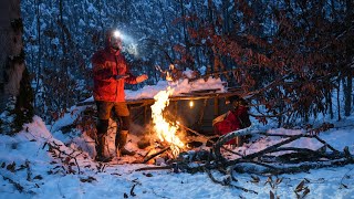 Survival in Extreme Cold and Deep Snow (-21°C): Shelter Building Under a Fallen Tree