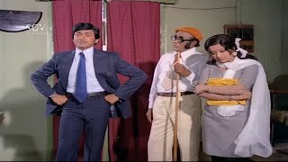Manjula Loses Betting With Dr. Rajkumar Everytime | Balakrishna | Nee Nanna Gellalare Movie Scene
