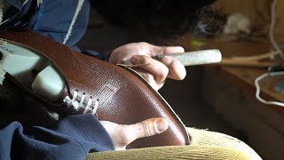 Handmade Derby Shoes with Russian Leather | The Making Process