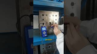 LS253 Leeb hardness tester with D-type impact device measures mold steel hardness