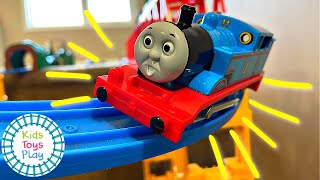 Huge TOMY Thomas and Friends Train Stairs Track