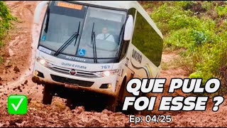 ÔNIBUS QUASE LEVANTA VOO AO PASSAR POR BURACOS