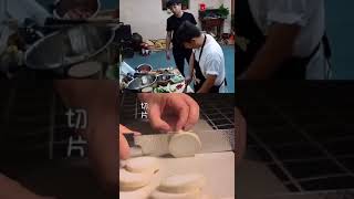 料理情怀:  杏鲍菇～ 这厨艺不当厨师浪费了. 向往的生活