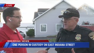 Suspect in custody after standoff in Evansville