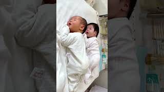 #新生儿 #好可爱的小宝宝 #人类幼崽有多可爱  #newbornbaby #cute #babypictures