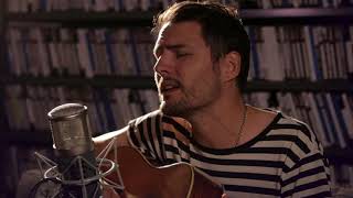 Findlay Brown - Separated By The Sea - Daytrotter Session - 10/23/2015