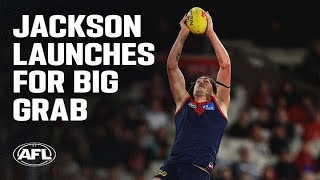 Round 22 Four'N Twenty Mark of the Year nominee: Luke Jackson | AFL