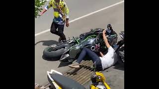 Kawasaki Ninja h2 crash 😭😬