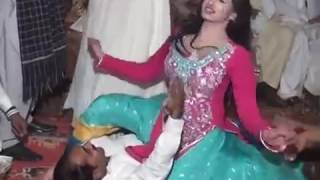 DESI PAKISTANI DANCE MUJRA 2016 too sexy