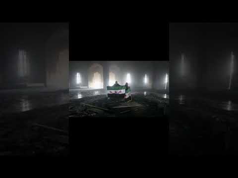 Syria Rebels Burn Tomb Of Bashar Al-Assad's Father - YouTube