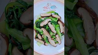 How to make 【Stir-fried Mushrooms with Greens】: fresh, tasty, and easy to prepare! #ChineseCuisine