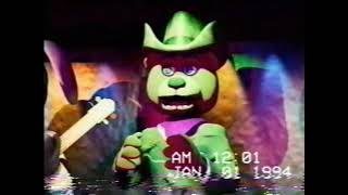 Freddy Fazbear’s Pizza, New Years Eve 1994. (Faz-Anim: Help Wanted Edition)