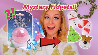 Unboxing *MYSTERY FIDGET* Bath Bombs!!😱✨(HIDDEN CHRISTMAS FIDGETS INSIDE!🎅🏻🎁) | Vlogmas Day 5🎄