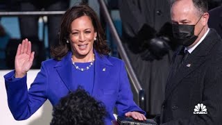 Kamala Harris becomes the first black female vice president in U.S. history