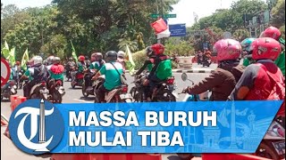 Massa Buruh Mulai Tiba di Depan KBS, Pengguna Jalan Waspadai Kepadatan Lalu Lintas