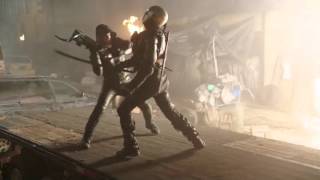 2046 Old Oliver Queen Green Arrow Fight Scene in DC's Legends of Tomorrow