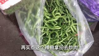 猪肉暴涨，看看四川成都涨到多少钱1斤了，这价格你吃得起吗？