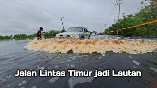 JALAN LINTAS TIMUR PELALAWAN JADI LAUTAN