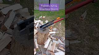 Колоти дрова ---- це просто. #fiskars #X21 #intertool #storm #дрова