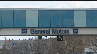 Official: GM to close Ontario plant, costing 2,500 jobs