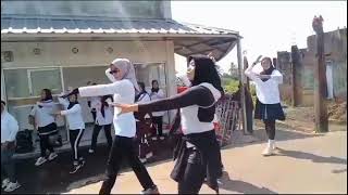 SENAM ZUMBA || 🎶 SWAY~ || WITH ITA FARRAS || TIKTOK VIRALL