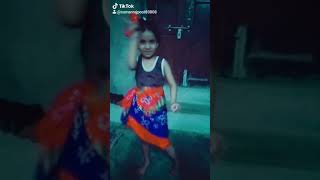 small girl super dance