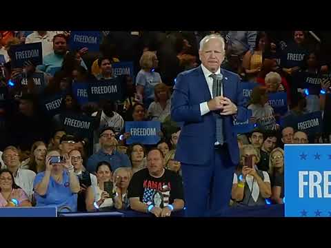 Split Screen Moment: Kamala Harris Gives Speech in Milwaukee on Second Night of DNC