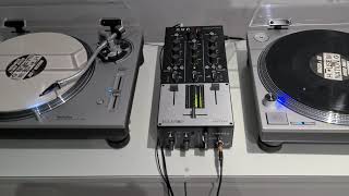 Technics SL1200 GR wow and flutter test