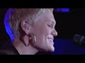Jessie J - I Knew You Were Trouble (Taylor Swift) in the Live Lounge