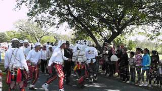 20131231 南王大獵祭—勇士護送長老從山上回到凱旋門