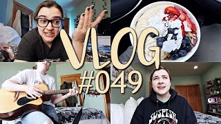 Vlog #049 || I got COVID 🤒 got a movie pass, guitar covers, and Top Gun: Maverick changed me ✈️