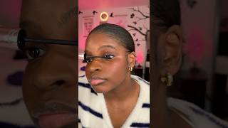 doing my makeup in silence 🧘🏾‍♀️ #asmr