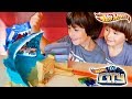 EL TIBURON MEGADESTRUCCION LLEGA A HOTWHEELS CITY!! 🌊Dani y Evan dicen SI AL RETO!!