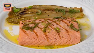 Indivia belga laccata al miele e Salmone Grigliato* all’olio extra di oliva Rio Mare | Ricetta