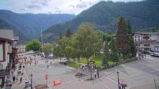 Leavenworth Washington Live Webcam from Kris Kringl!