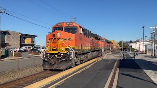 BNSF S-STPTAC at Edmonds, WA with BNSF SD70ACe DPU 1/19/25