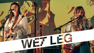 Wet Leg — Chaise Longue | StuBru LIVE LIVE | Studio Brussel