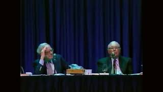 Warren Buffett \u0026 Charlie Munger on Stock Splits and Liquidity | 2004 Berkshire Annual Meeting