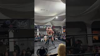 ET and Travis trade strikes… ends with Travis hitting an amazing handspring lariat