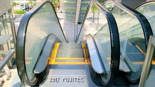 【エスカレーター フジテック製】グローバルゲート 名古屋 屋外 降り 2→1階  FUJITEC Escalator at Global Gate in Japan