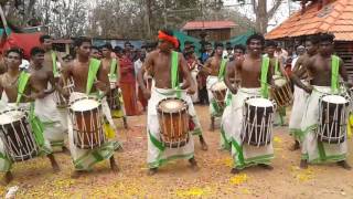 വേങ്കമല ഭഗവതി കളിയാട്ടം കലാസമിതി ശിങ്കാരിമേളം