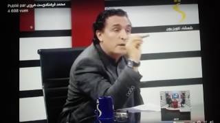 استاد جلال بحث در مورد دیورند را ترک کرد