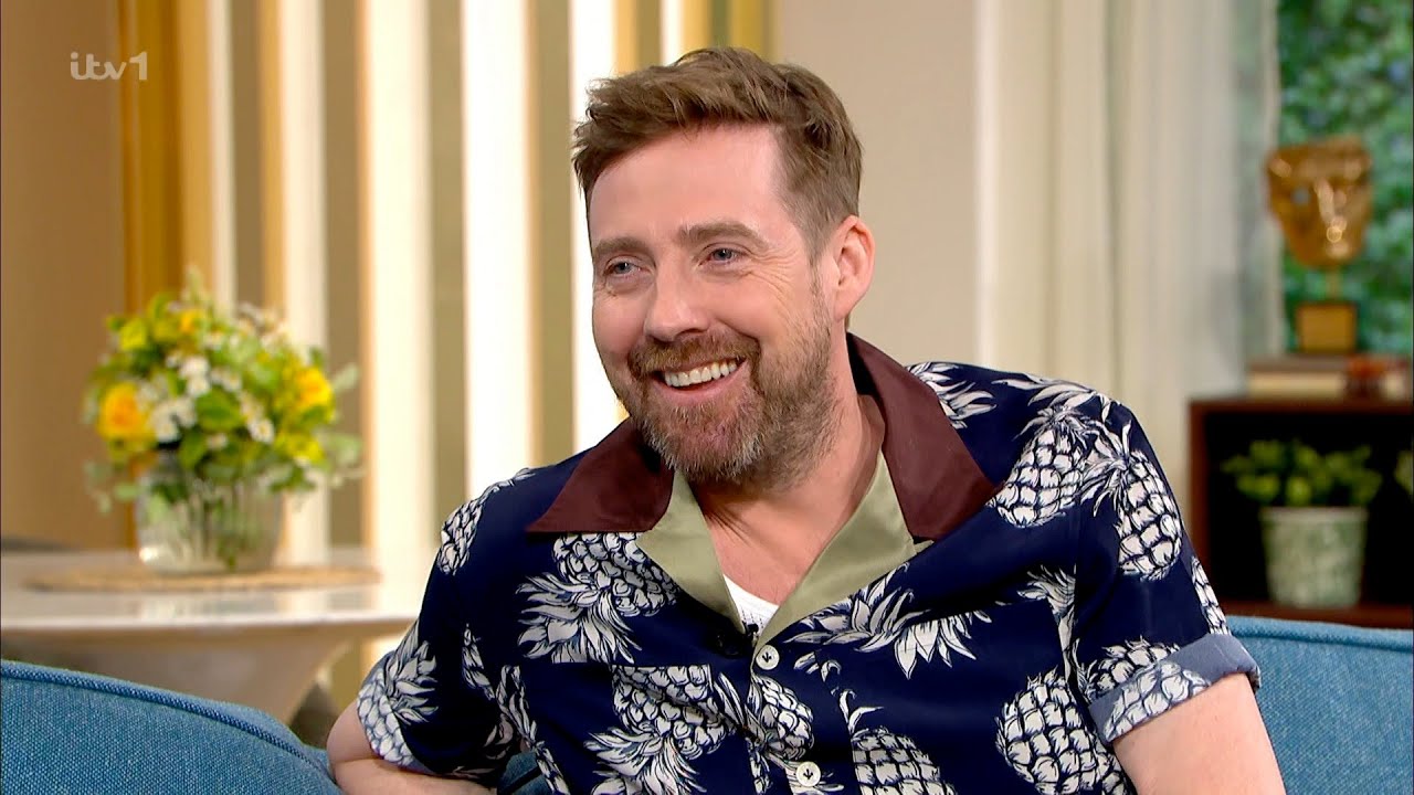 The Kaiser Chiefs' Frontman Ricky Wilson - 12/06/2023 - YouTube