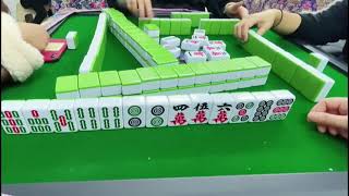 湖南麻将：要学会灵活运用，不要一根筋到底The Chinese mahjong