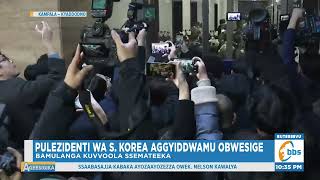 Pulezidenti wa South Korea Aggyiddwamu Obwesige,  Abantu Beeyiye ku Nguudo Bajaguza