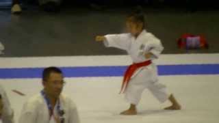 2013全少　小１女子形　まひろ決勝　All Japan boys \u0026 girls,  Mahiro(7-year-old girl)　final