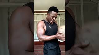 TRY THIS INTENSE, INSANE BICEPS WORKOUT WITH A ROCK #fitness #bicep #bicepsworkout #HUGEBICEPS
